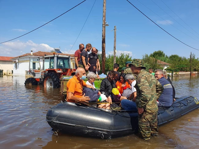 Κακοκαιρια Ενοπλες Δυναμεις