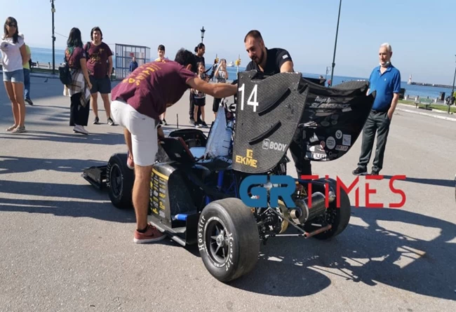 porsche θεσσαλονίκη