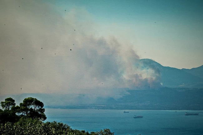λουτρακι