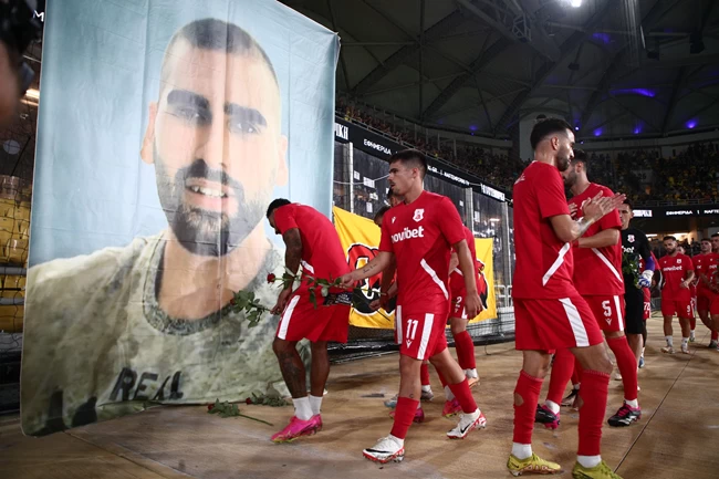 ΑΕΚ ΚΑΤΣΟΥΡΗΣ ΛΟΥΛΟΥΔΙΑ