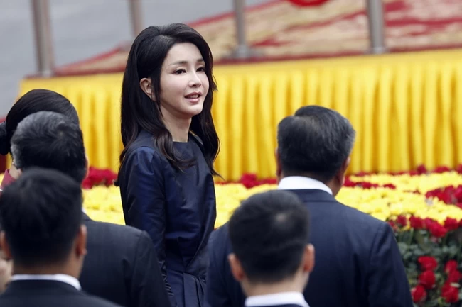 Kim Keon Hee