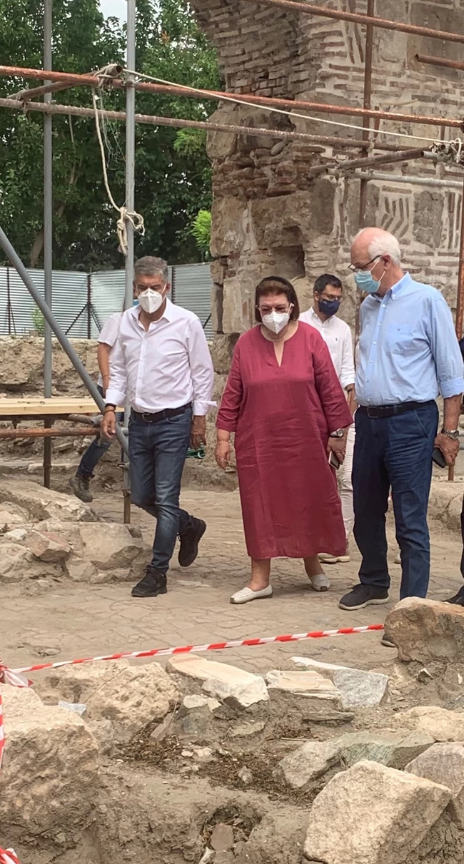 Λίνα Μενδώνη Κώστας Αγοραστός