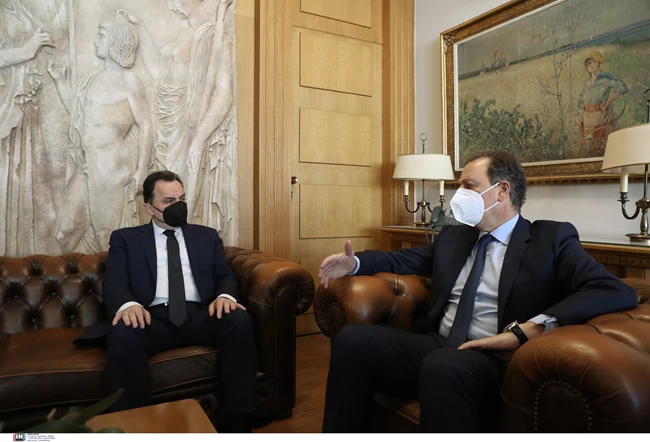 Σπήλιος Λιβανός απολογείται για τις τσάντες με τα χρήματα: Το "εποποιία" το είπα ειρωνικά- Δεν έγινε αντιληπτό