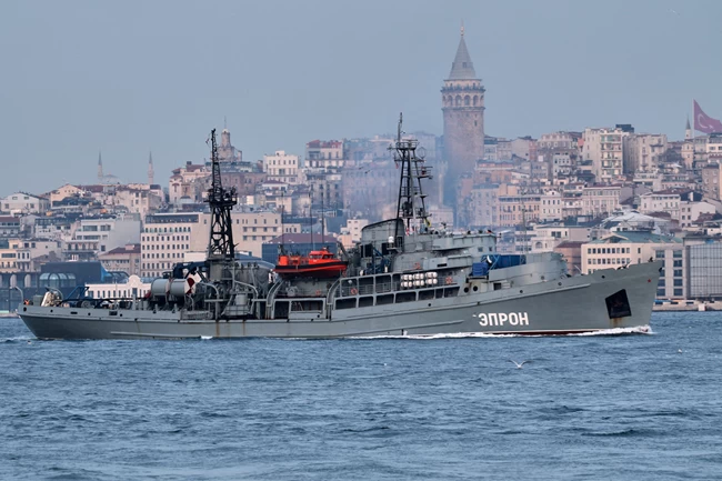 Στενά Βοσπόρου Ρωσικά πλοία Τουρκία