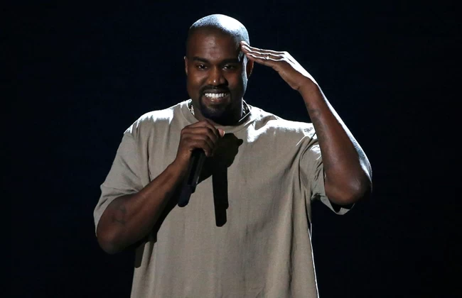 Bloomberg: Ο Kanye West, ράπερ και μεγιστάνας της μόδας, ο πλουσιότερος μαύρος στην ιστορία των ΗΠΑ