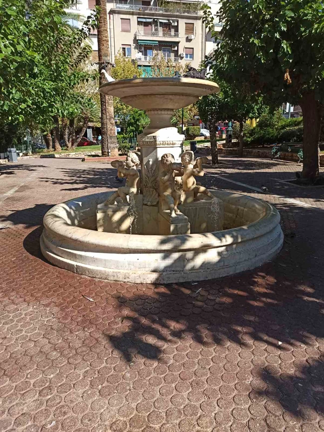ΠΛΑΤΕΙΑ ΑΜΕΡΙΚΗΣ ΠΡΙΝ