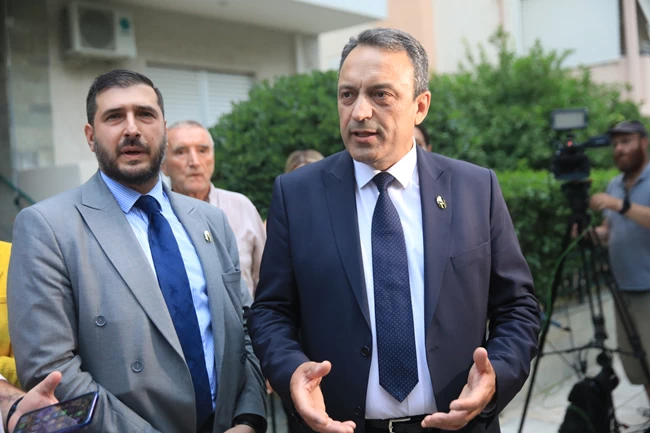 Ύμνοι Στίγκα στον Κασιδιάρη: Εχει καλές ιδέες, δεν σκότωσε αυτός τον Φύσσα - Θα ήθελα να βγει από τη φυλακή να γνωριστούμε