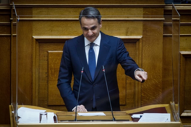 Μητσοτάκης στην Βουλή για τις υποκλοπές: Η επιστολή Ράμμου δεν είχε ονόματα- Πού τα βρήκατε εσείς κ. Τσίπρα;
