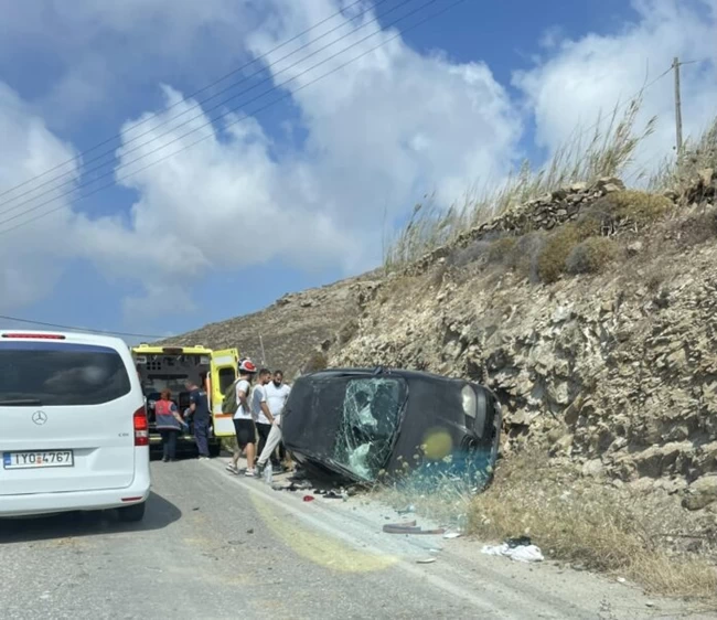 Θλίψη στη Μύκονο: Νεκρός νεαρός οδηγός αυτοκινήτου – Εκσφενδονίστηκε από το ΙΧ του