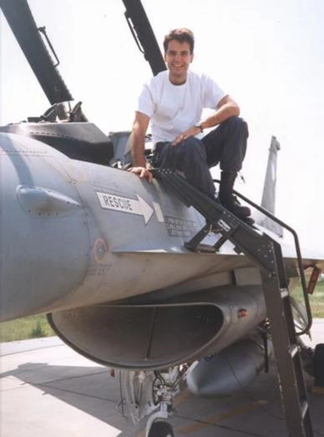 Κυριάκος Μητσοτάκης: Από το cockpit F-16 το 1991, στο Rafale 30 χρόνια μετά [Εικόνες]
