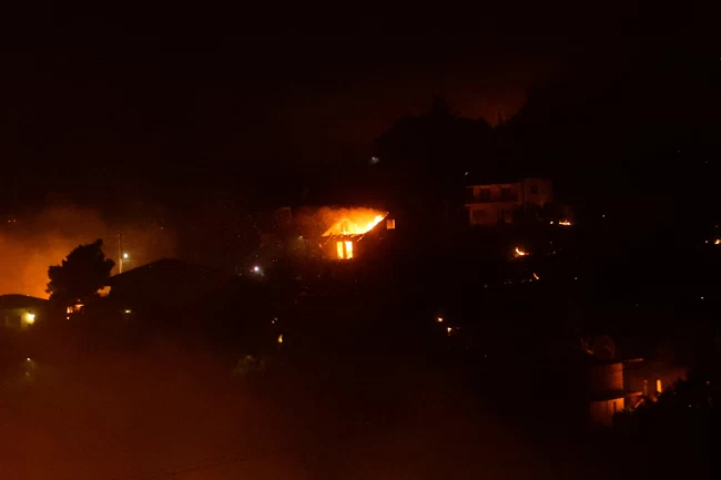 ΦΩΤΙΑ ΠΕΝΤΕΛΗ