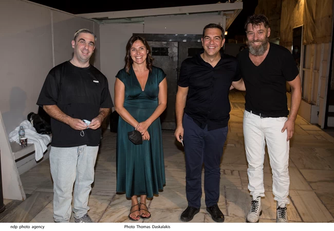 ΤΣΙΠΡΑΣ ΜΠΑΖΙΑΝΑ