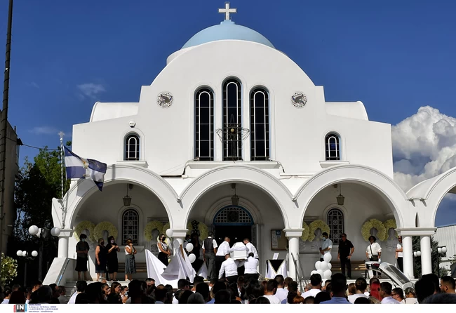 Κηδεία Γαρυφαλλιάς