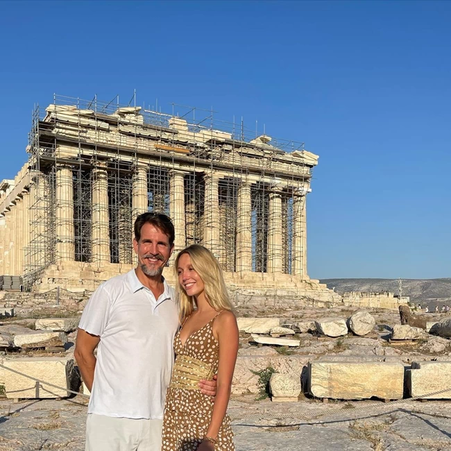 Μαρία Ολυμπία: Fashion icon στην Ακρόπολη με τον αγαπημένο της η κόρη του Παύλου και της Μαρί Σαντάλ