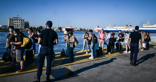 Πειραιάς λιμάνι κίνηση