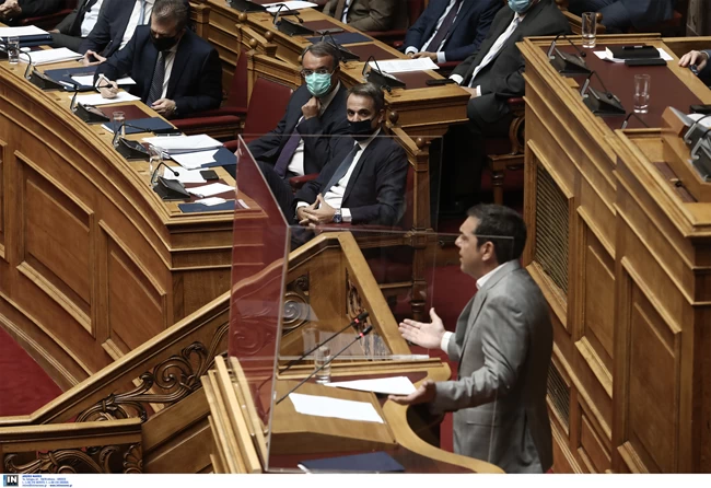 Βουλή: Κόντρα Μητσοτάκη- Τσίπρα για τα αναδρομικά των συνταξιούχων: "Κάνετε κούρεμα- Διαβάστε την απόφαση"