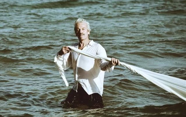 ΒΑΝΔΩΡΟΣ