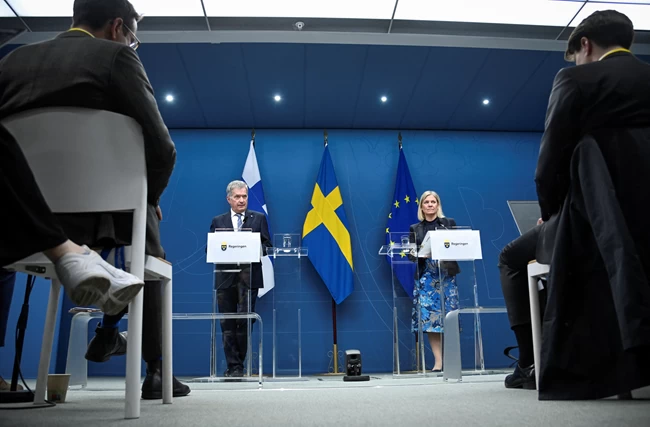 ΝΑΤΟ: Σουηδία και Φινλανδία καταθέτουν μαζί την Τετάρτη τις αιτήσεις για ένταξη στη Συμμαχία