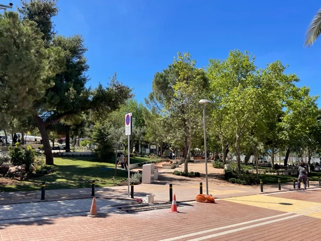 Πλατεία Βουλιαγμένη