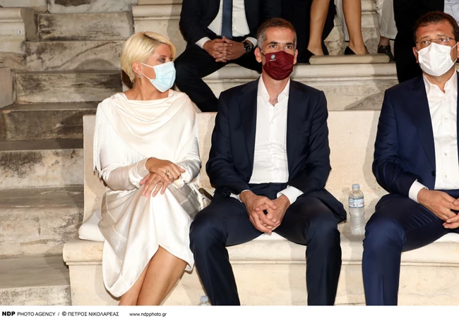 ΣΙΑ ΚΟΣΙΩΝΗ