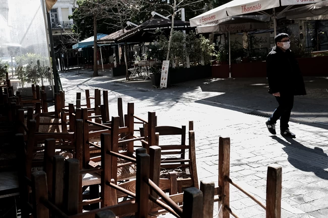 Αυτό είναι το σχέδιο εξόδου από την καραντίνα - Πότε ανοίγουν μαγαζιά και σχολεία, πότε καταργείται το 13033