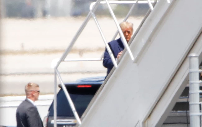 ΝΤΟΝΑΛΝΤ ΤΡΑΜΠ