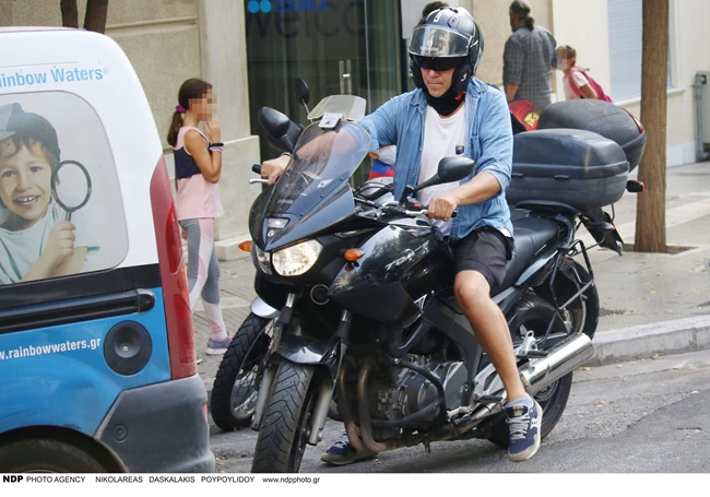 ΓΙΑΝΝΗΣ ΣΤΑΝΚΟΓΛΟΥ