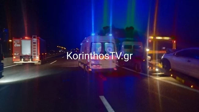 Απανθρακωμένος οδηγός σε τρομακτικό τροχαίο στην Αθηνών Κορίνθου - Εικόνες σοκ στο σημείο της τραγωδίας