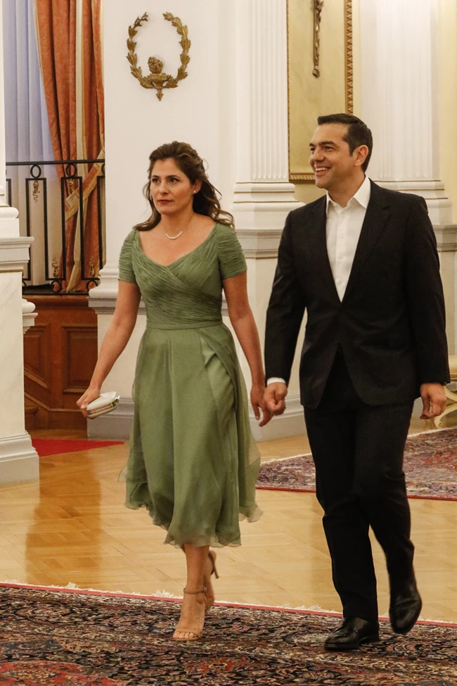 ΤΣΙΠΡΑΣ ΜΠΑΖΙΑΝΑ