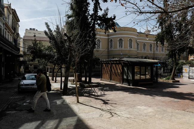 αδειοι δρομοι