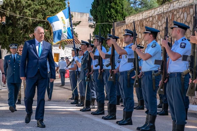Τάκης Θεοδωρικάκος
