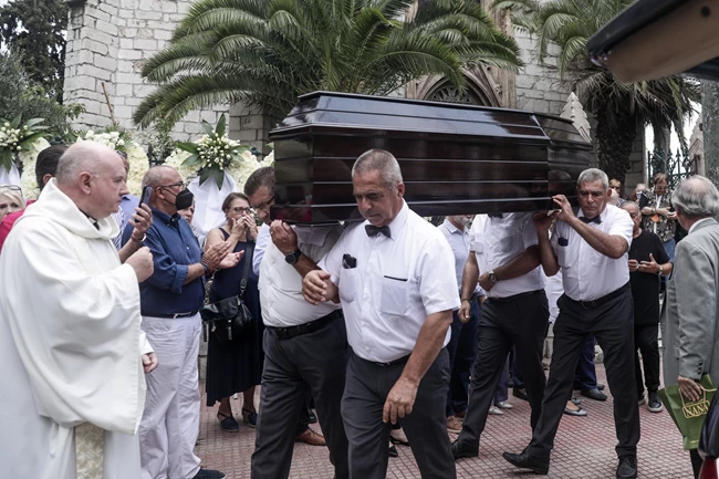 ΚΗΔΕΙΑ ΡΟΜΠΕΡΤ ΟΥΙΛΙΑΜΣ