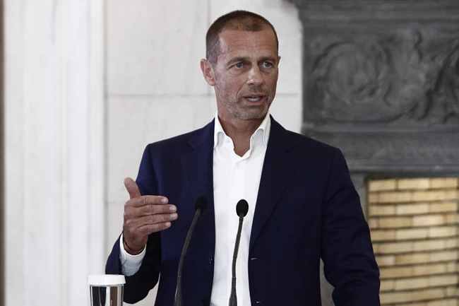 Μητσοτάκης Τσέφεριν