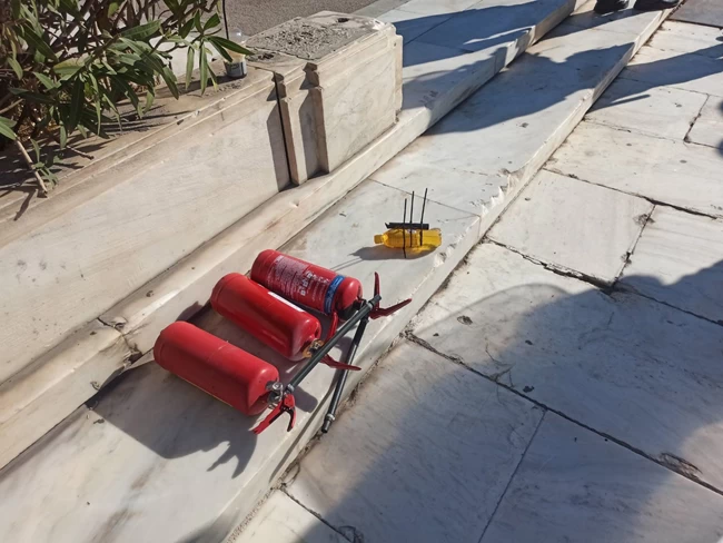 Μολότοφ Πυροσβεστήρας
