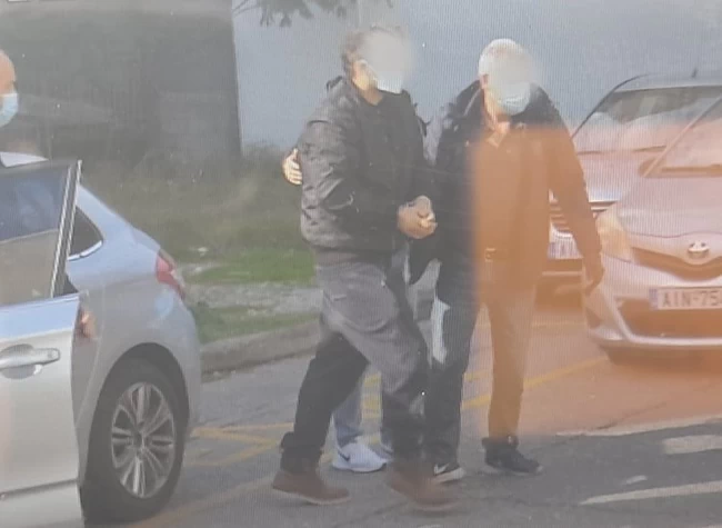 Αγρίνιο: Στον ανακριτή ο 35χρονος μητροκτόνος - "Δεν πήρε τα φάρμακά του μετά την αποφυλάκιση και υποτροπίασε"
