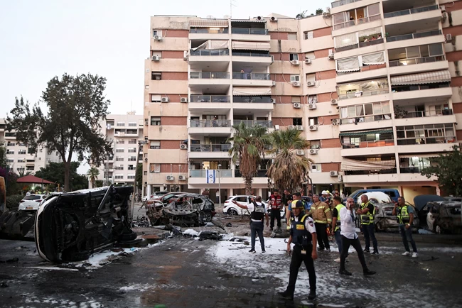 Κορυφώνεται η αγωνία για τους εγκλωβισμένους Έλληνες σε μοναστήρι στη Γάζα- 6μελής οικογένεια και δύο ιερείς