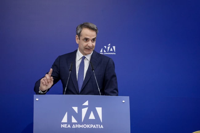 Μητσοτάκης για τις υποκλοπές: "Δεν είχα άλλη δουλειά από το να παρακολουθώ υπουργούς και ηθοποιούς;"