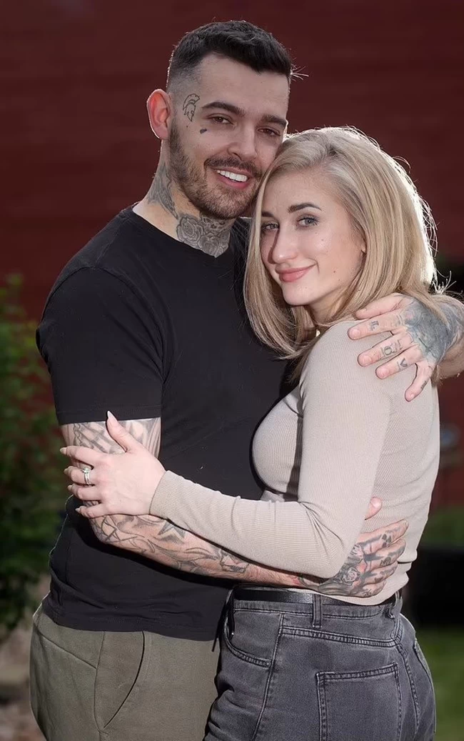 Βρετανός εγκατέλειψε την σύζυγό του για τα μάτια Ουκρανής πρόσφυγα που φιλοξενούσε - "Δεν είμαι αντροχωρίστρα", λέει