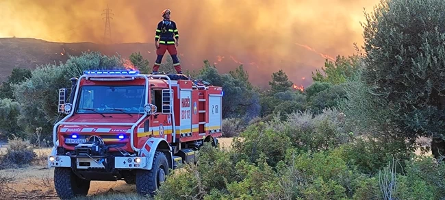 Ρόδος κοριτσακι