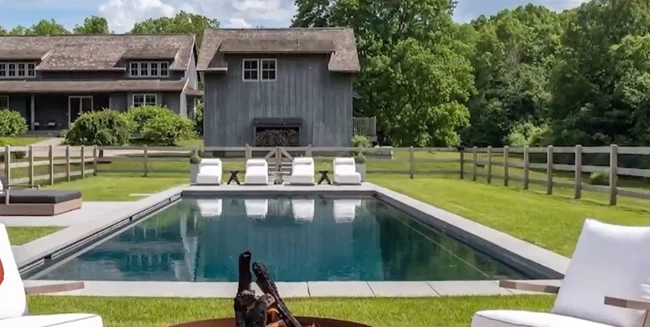 ΚΑΣΣΕΛΑΚΗΣ ΣΠΙΤΙ ΝΕΑ ΥΟΡΚΗ