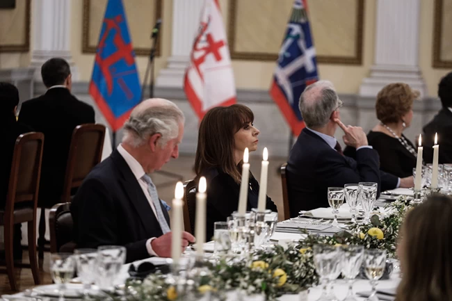 Λευτέρης Λαζάρου: Μεταφράσαμε τις συνταγές και τις στείλαμε στο Μπάκιγχαμ - Η απάντηση στους επικριτές του