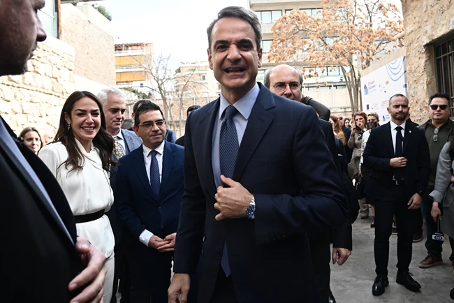 Γιατί ο Μητσοτάκης δεν ανακοινώνει την ημερομηνία των εκλογών - "Φαβορί" ο Απρίλιος για τις πρώτες κάλπες