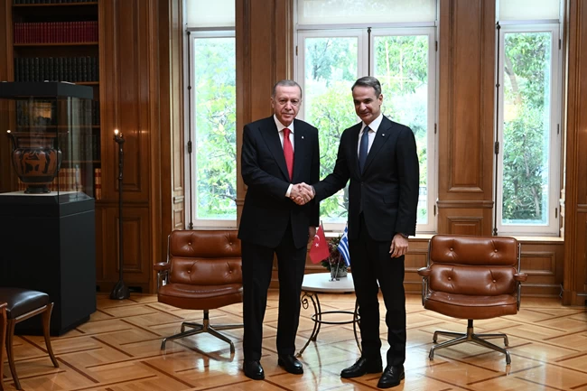 Στην Αθήνα ήρθε ένας... άλλος Ερντογάν: Από τα ήρεμα νερά στον ούριο άνεμο - Επόμενο ραντεβού στην Τουρκία