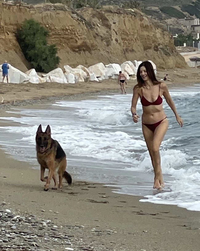 ΚΑΤΕΡΙΝΑ ΛΕΧΟΥ