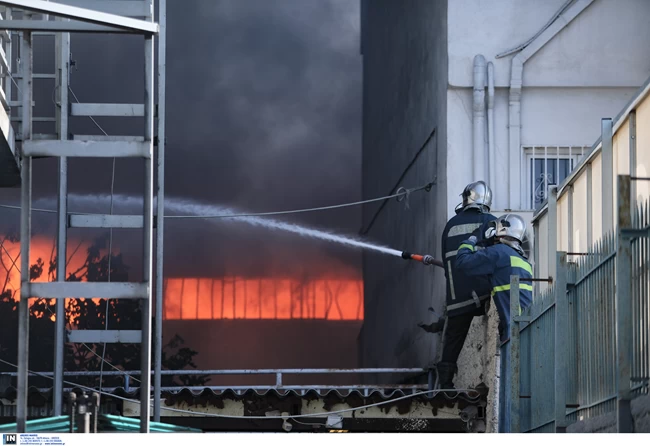 ΦΩΤΙΑ ΣΤΗ ΜΕΤΑΜΟΡΦΩΣΗ