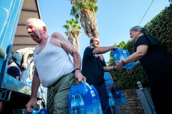 Xωρίς πόσιμο νερό για 9η ημέρα ο Βόλος - Ανυπολόγιστες ζημιές στην οικονομία και τον τουρισμό