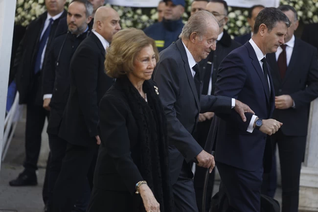 κηδεια τεωσ