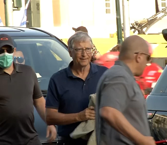 "Πάτησε" Ελλάδα ο Μπιλ Γκέιτς: Ο ισχυρός άνδρας της Microsoft θα μείνει στην προεδρική σουίτα του "Μεγάλη Βρεταννία"