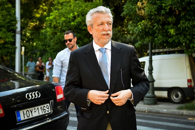 Σταύρος Κοντονής