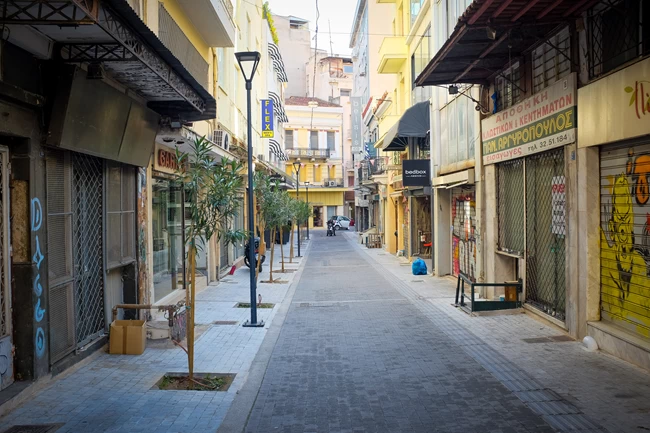 Κλειστά μαγαζιά